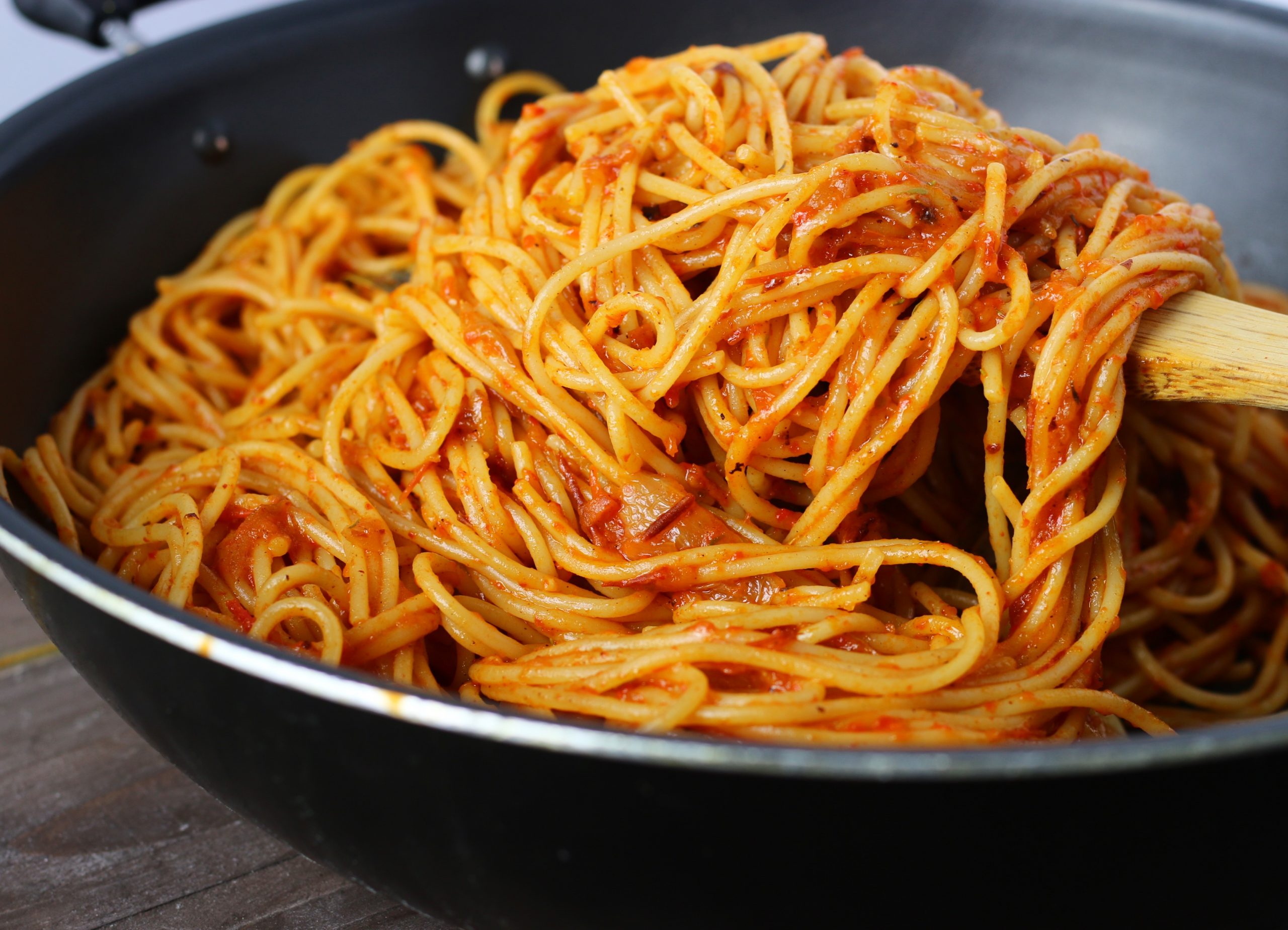 Jollof Spaghetti scaled