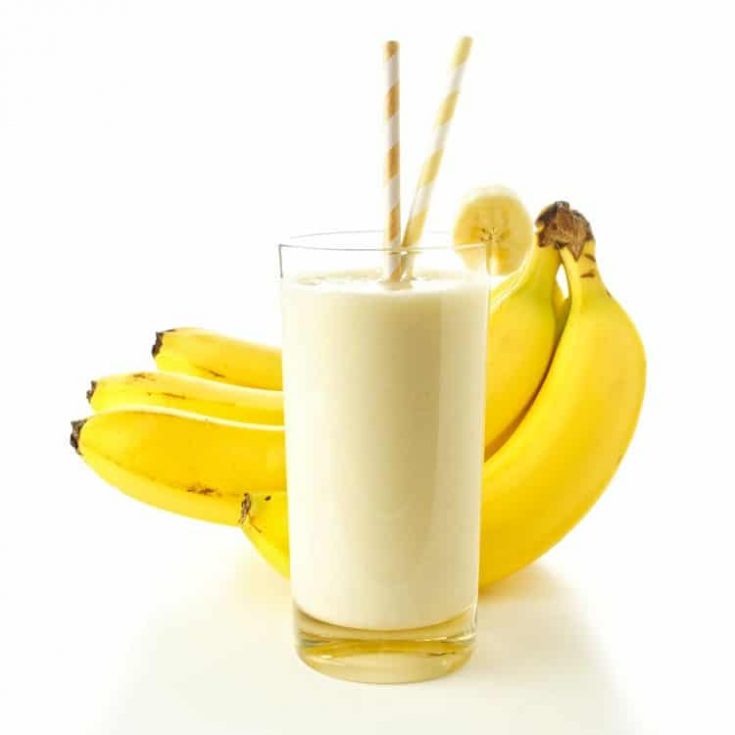 easy banana smoothie 735x735 1